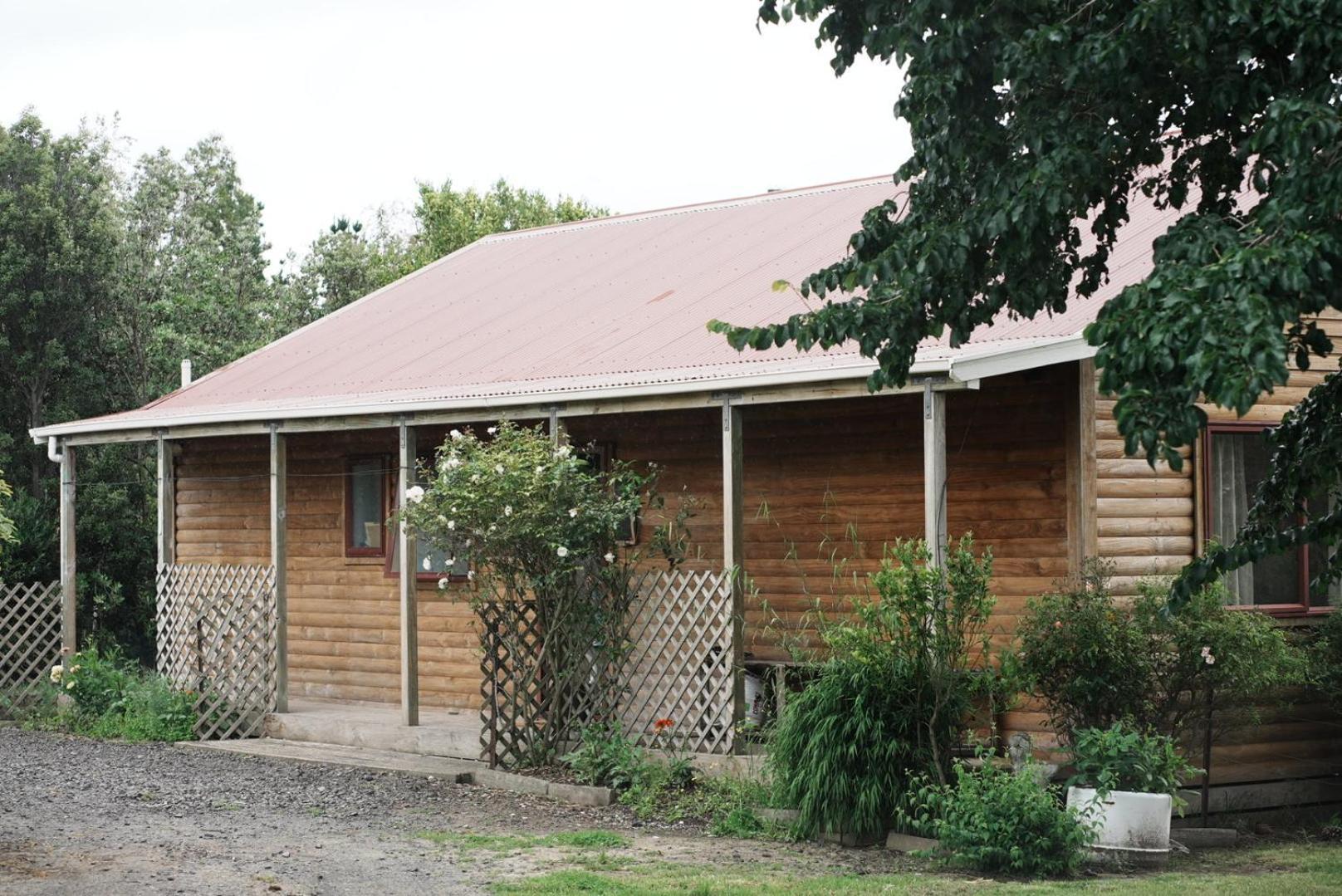 A Cabin With A Big View, Comfort And Tranquility, Close To Vines Martinborough Eksteriør bilde
