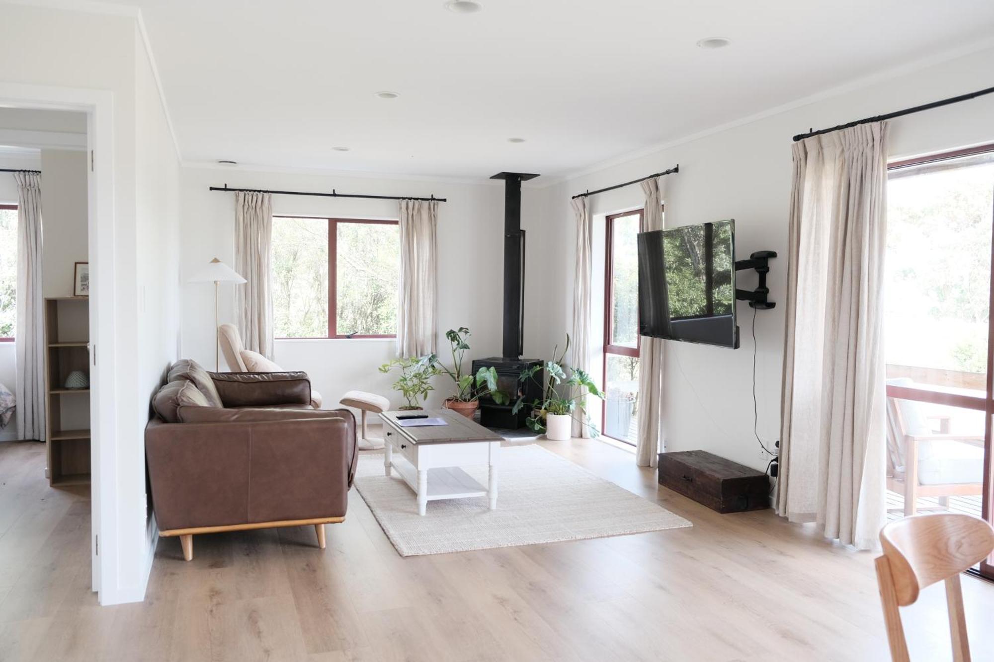 A Cabin With A Big View, Comfort And Tranquility, Close To Vines Martinborough Eksteriør bilde